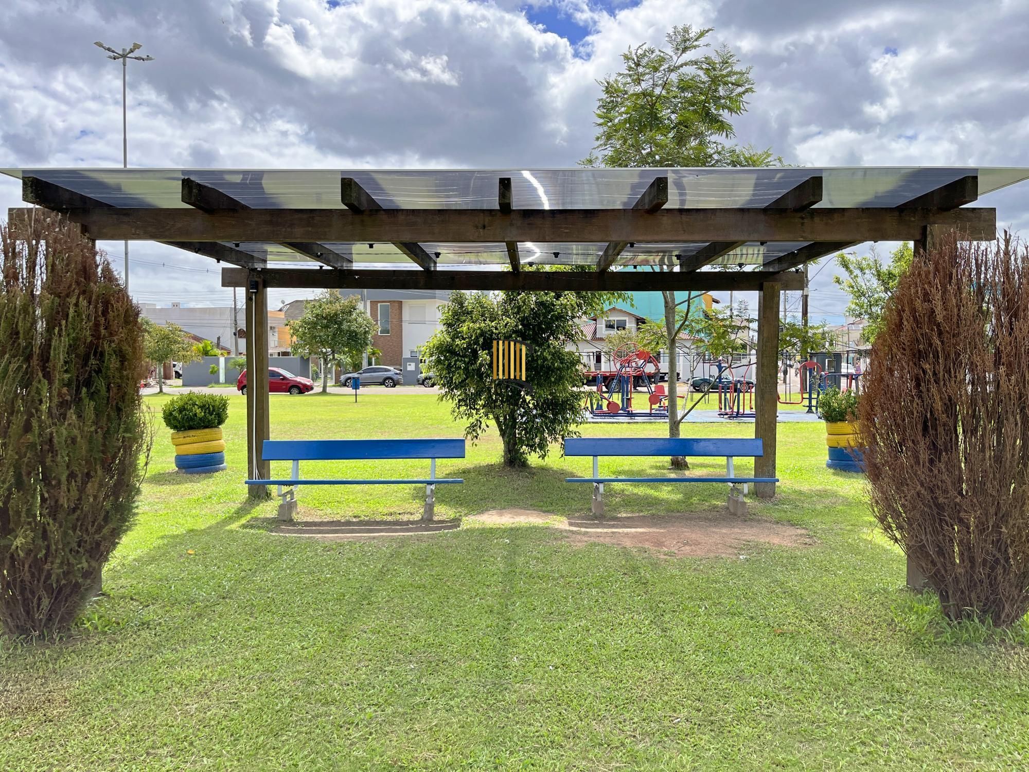 Ótimo Imóvel semi mobiliado no residencial Jardins do Prado no Bairro Hípica!