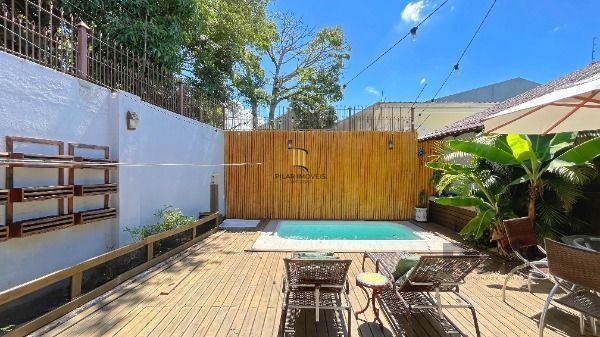 Casa 4 dormitórios à venda Camaquã Porto Alegre/RS