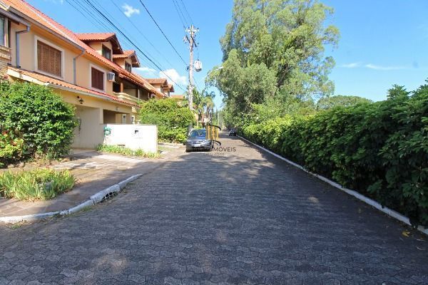 Casa Condominio em Porto Alegre, no bairro Espírito Santo, com 3 dormitório(s), 