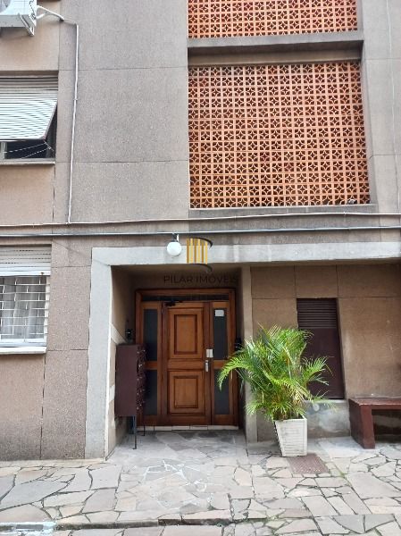 Apartamento em Porto Alegre, no bairro Partenon, com 2 dormitório(s), e 2 banhei