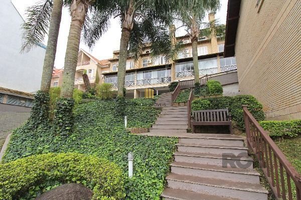 Casa Condominio em Porto Alegre, no bairro Sétimo Céu, com 4 dormitório(s), e 4 