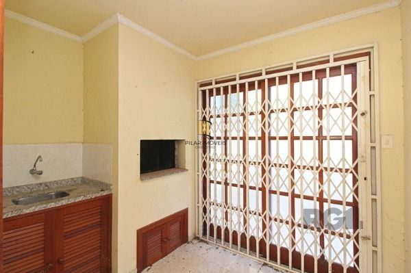 Casa para Venda - 320m², 3 dormitórios, sendo 1 suites, 3 vagas - Altos Do Ipê