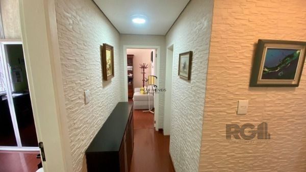 Casa em Porto Alegre, no bairro Vila Assunção, com 3 dormitório(s), e 3 banheiro