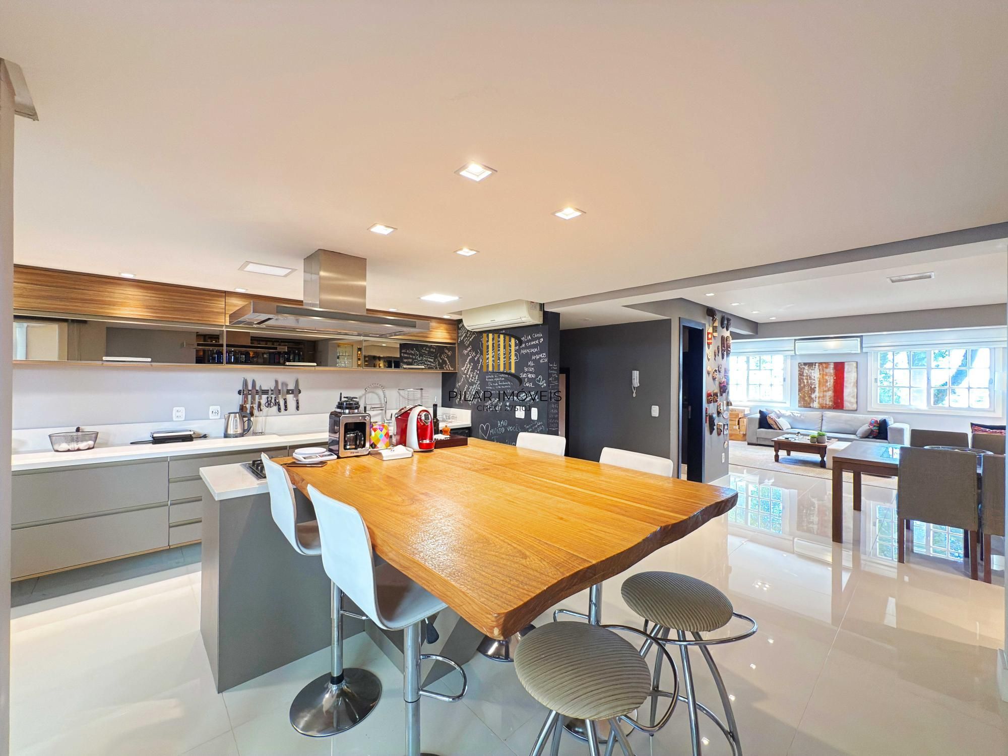 Casa de Condomínio 3 dormitórios no bairro Tristeza