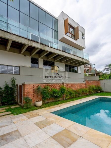 Casa para Venda - 463.7m², 4 dormitórios, sendo 4 suites, 4 vagas - Vila Conceiç