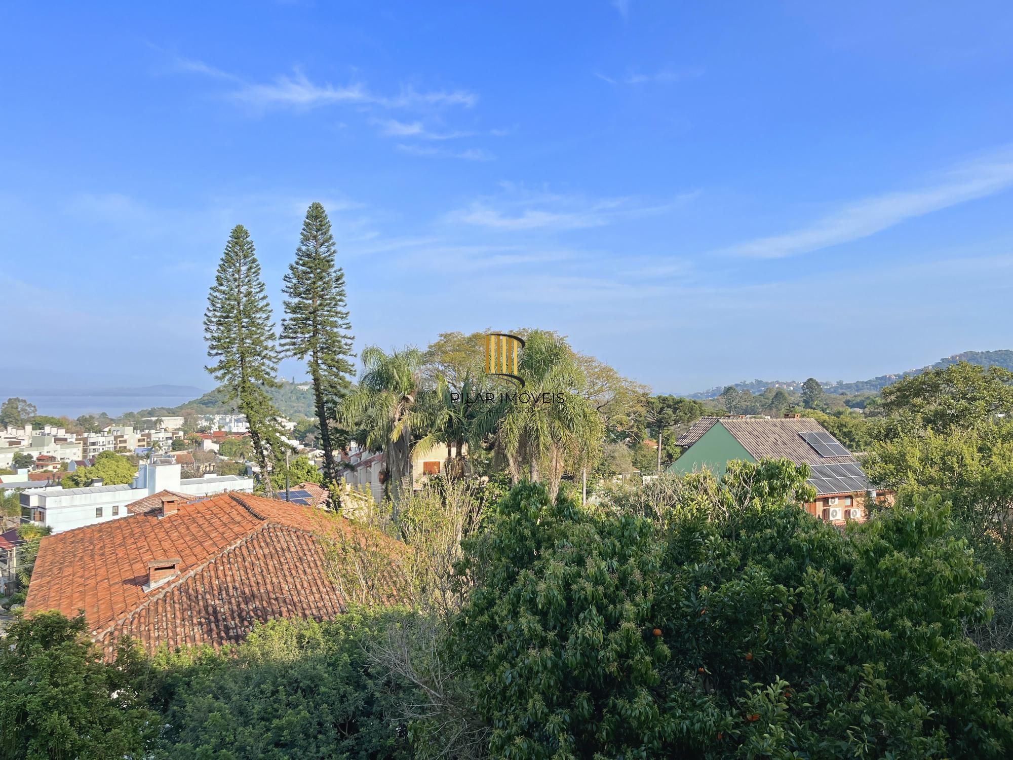 Casa em Condomínio no Jardim Isabel com 270m², 3 dormitórios, 4 vagas