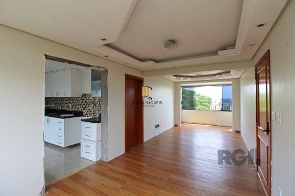 Apartamento em Porto Alegre, no bairro Santa Tereza, com 3 dormitório(s),