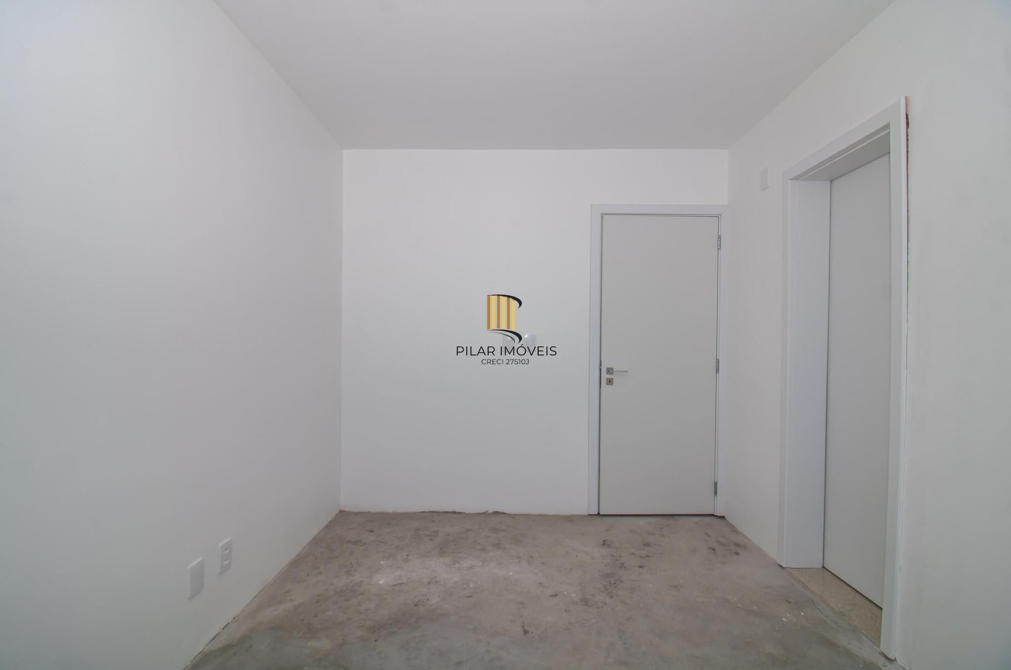 APARTAMENTO DUPLEX - 177m², 3 dormitórios, sendo 3 suites, Menino Deus
