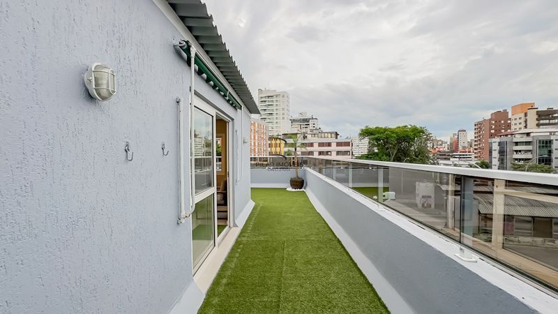 Cobertura 3 dormitórios à venda Três Figueiras Porto Alegre/RS