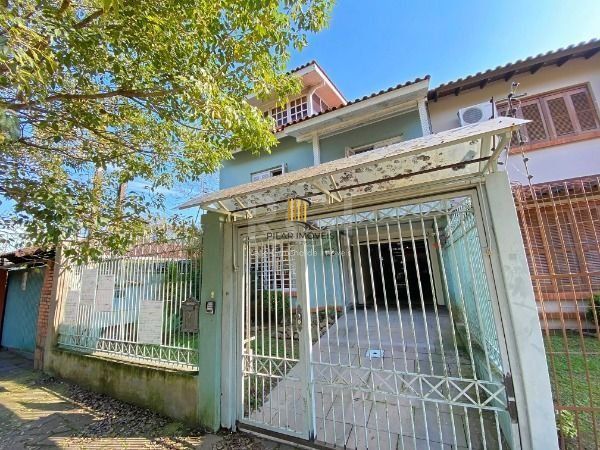 Casa para Venda - 154m², 3 dormitórios, sendo 1 suites, 4 vagas - Ipanema