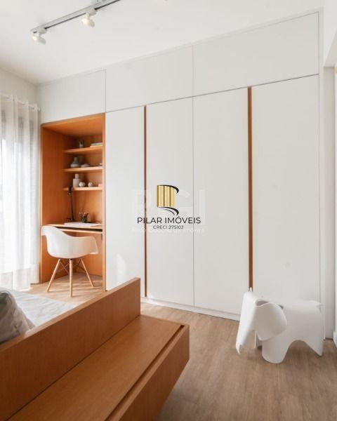 Cobertura para Venda - 150.32m², 2 dormitórios, sendo 1 suites, 2 vagas - Triste