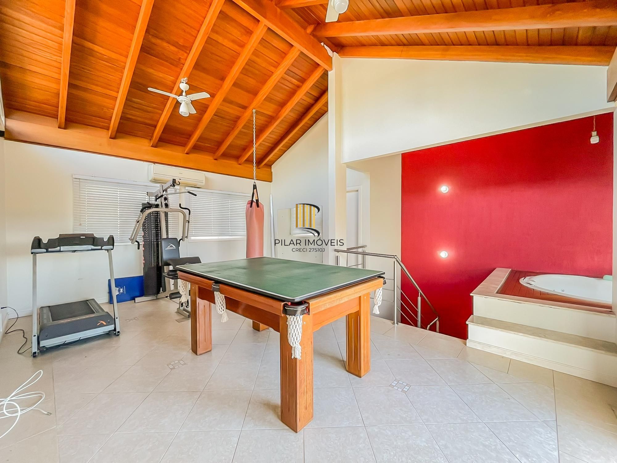 Casa 3 dormitórios no bairro Cristal