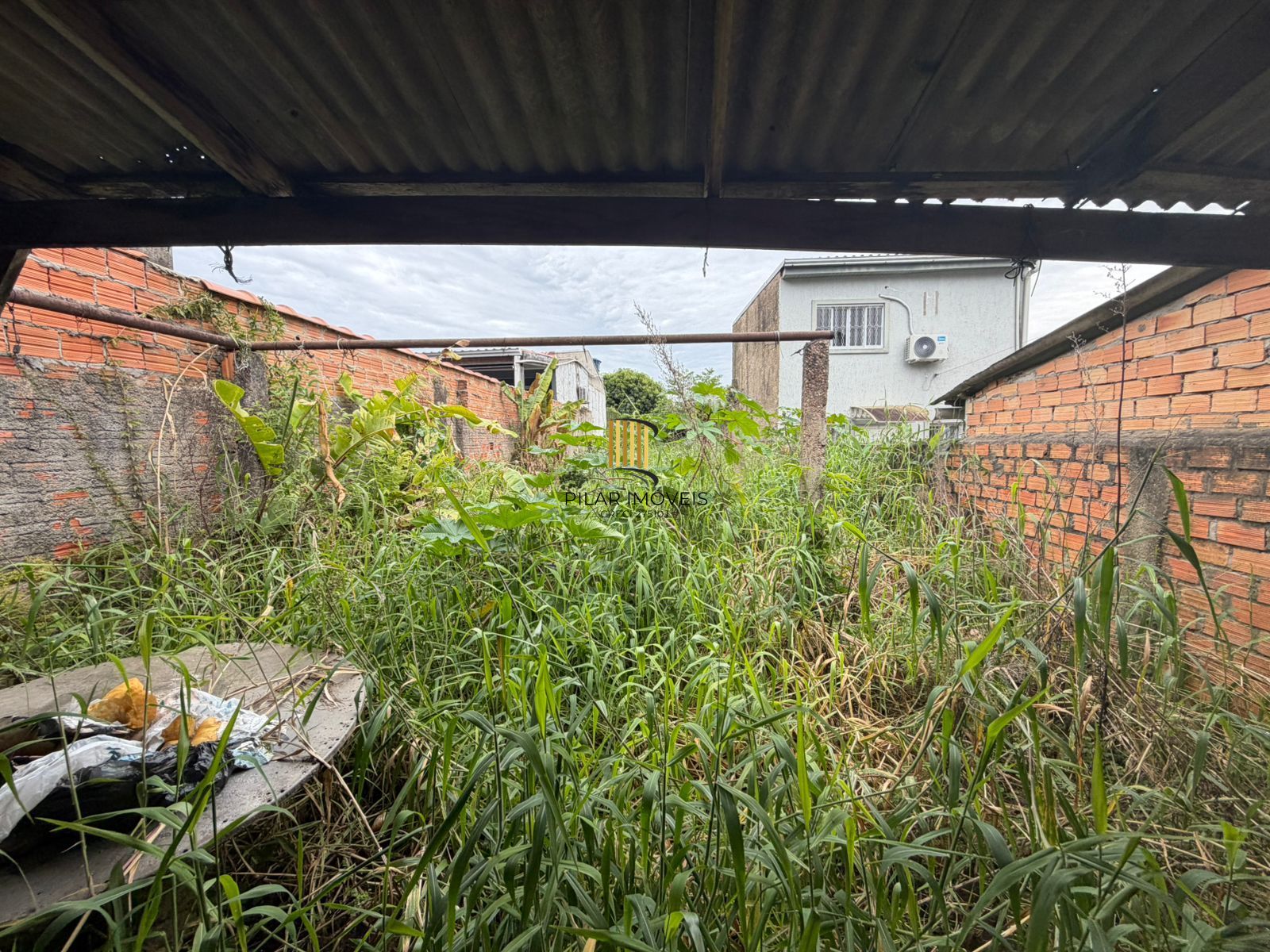 Casa com 2 dormitórios, Bairro Espirito Santo.