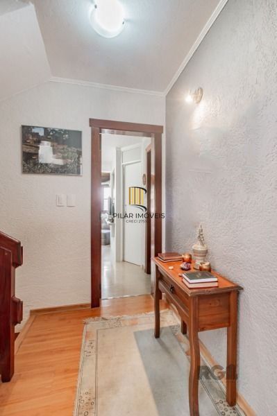 Casa Condominio em Porto Alegre, no bairro Vila Conceição, com 3 dormitório(s), 