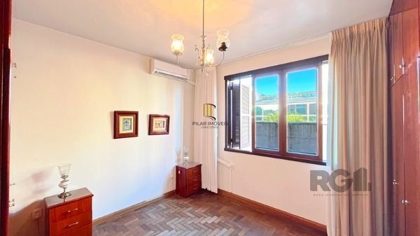 Apartamento em Porto Alegre, no bairro Praia de Belas, com 2 dormitório(s), e 2 