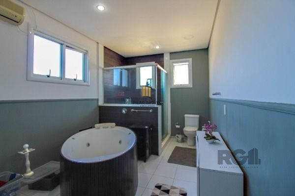 Casa Condomínio em Porto Alegre, no bairro Terra Ville.