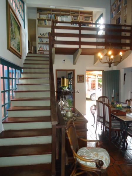 Casa para Venda - 252m², 3 dormitórios, 2 vagas - Ipanema