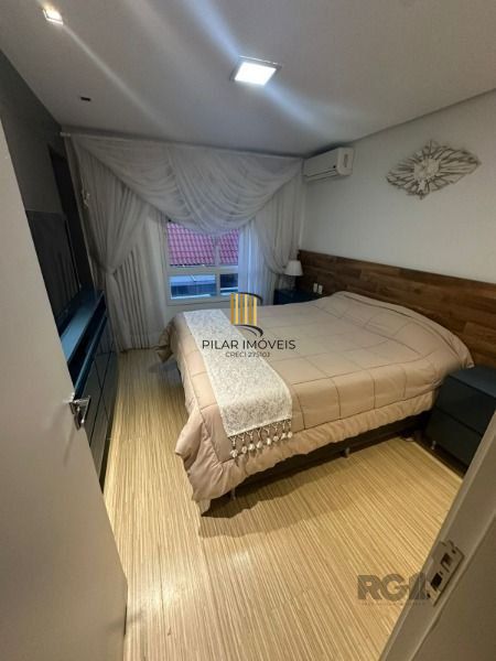 Casa Condominio em Porto Alegre, no bairro Tristeza, com 3 dormitório(s), e 3 ba