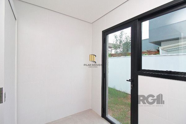 Casa Condominio em Porto Alegre, no bairro Hípica, com 3 dormitório(s), e 3 banh