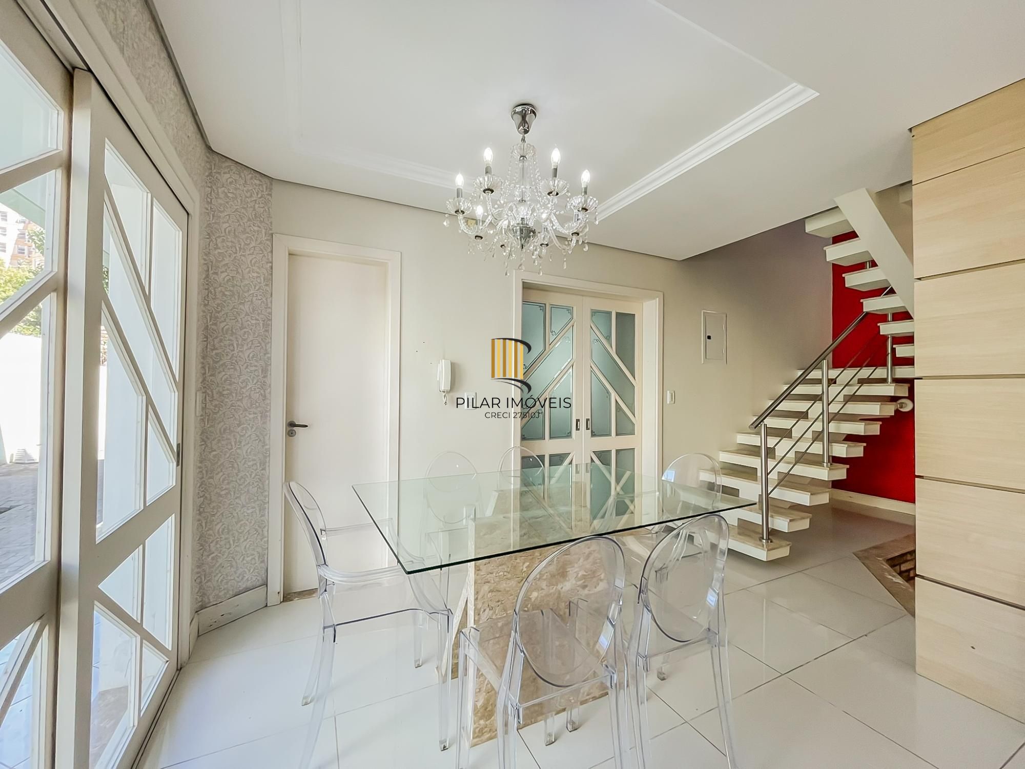 Casa 3 dormitórios no bairro Cristal