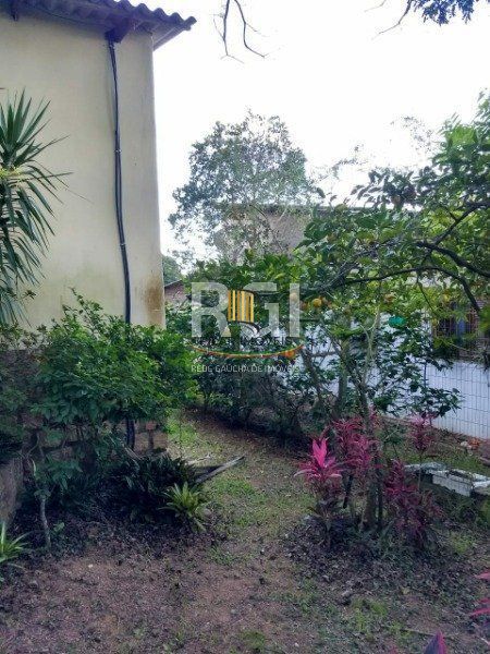 Casa para Venda - 150m², 3 dormitórios, 2 vagas - Hípica