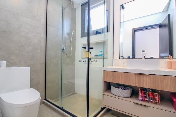 Casa em Condominio no Terra Ville, com 4 dormitório(s), e 4 suítes, à venda.