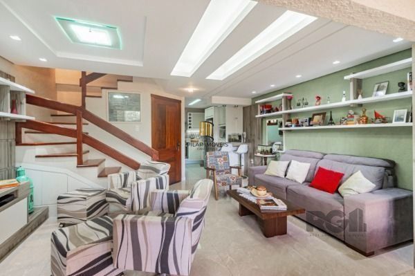 Casa Condominio em Porto Alegre, no bairro Vila Conceição, com 3 dormitório(s), 