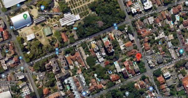 Terreno em Porto Alegre, no bairro Tristeza, à venda.