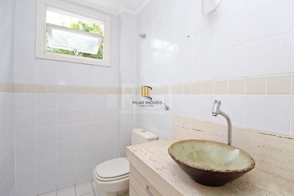 Casa Condominio para Venda - 215.51m², 3 dormitórios, sendo 1 suites, 2 vagas - 