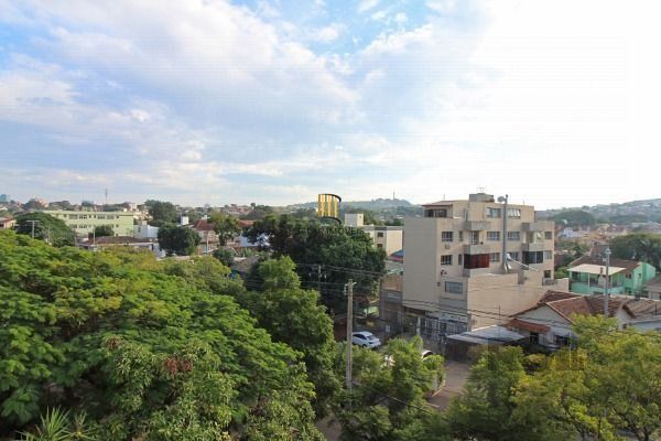 Apartamento em Porto Alegre, no bairro Cristal, com 2 dormitório(s), e 2 banheir