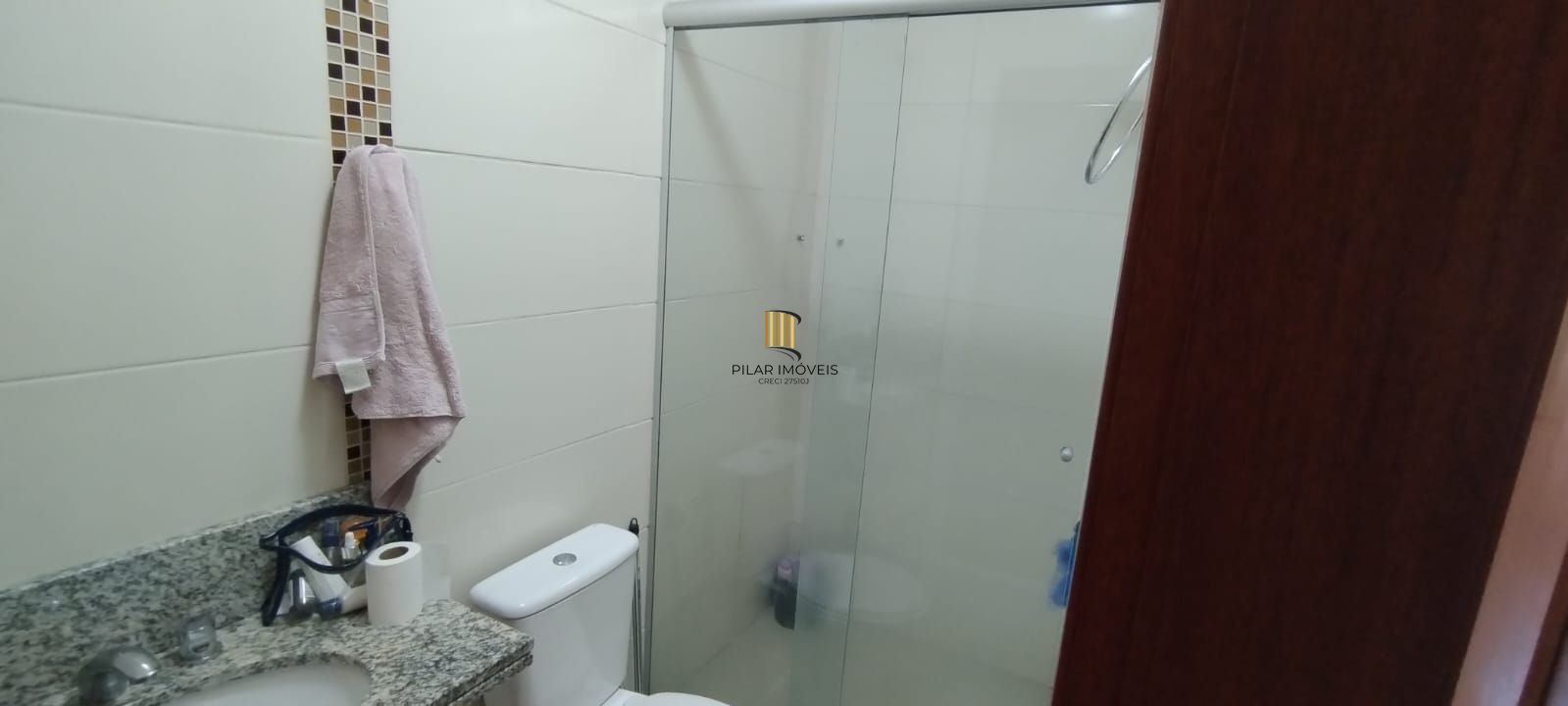 Linda Residência com 3 dormitórios, sendo 1 suíte á venda no Imperial Parque.