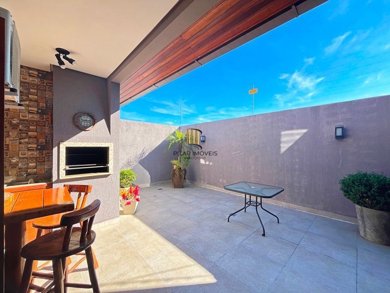 Casa Residencial com 3 dormitórios à Venda na Hípica.