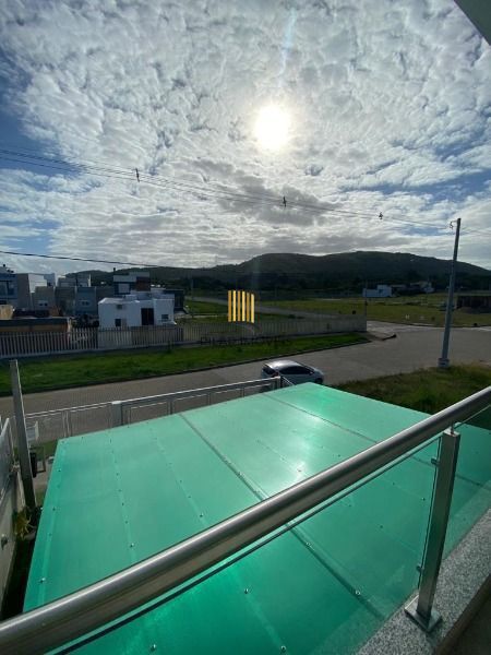 Casa para Venda - 137m², 3 dormitórios, sendo 1 suites, 2 vagas - Hípica