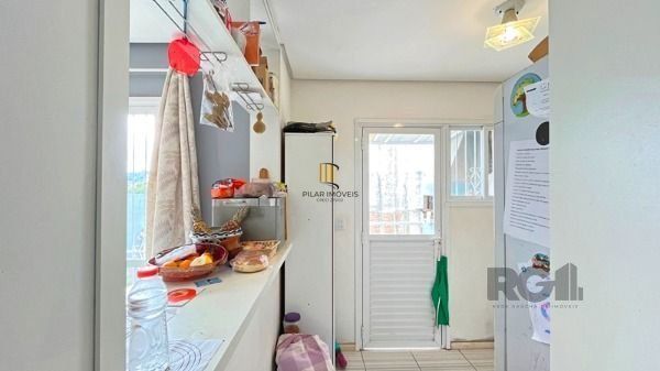 Casa Condominio em Porto Alegre, no bairro Campo Novo, com 3 dormitório(s), e 3 