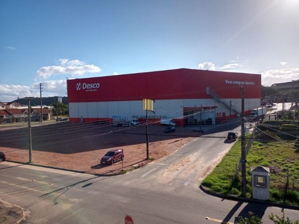 Casa para Venda - 181m², 3 dormitórios, sendo 3 suites, 2 vagas - Hípica