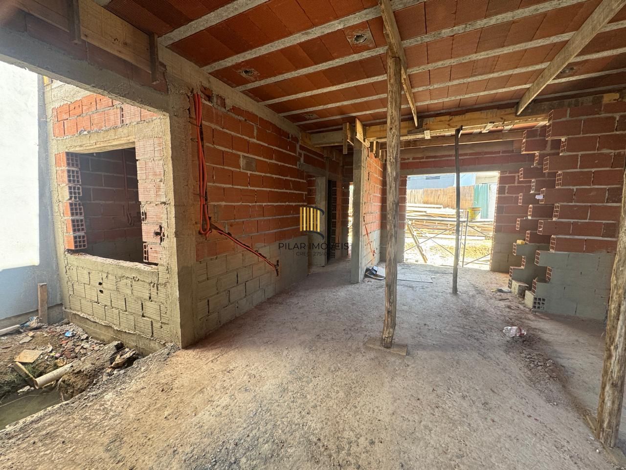 Casa térrea no complexo lagos de Nova Ipanema,87 m², 3 d - 1 suíte, 2vagas.