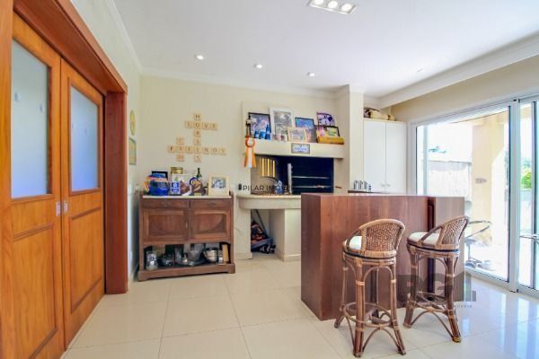 Casa Condomínio em Porto Alegre, no bairro Terra Ville.