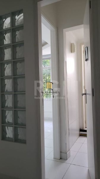 Conjunto/Sala em Porto Alegre, no bairro Menino Deus, e 0 banheiros, à venda.