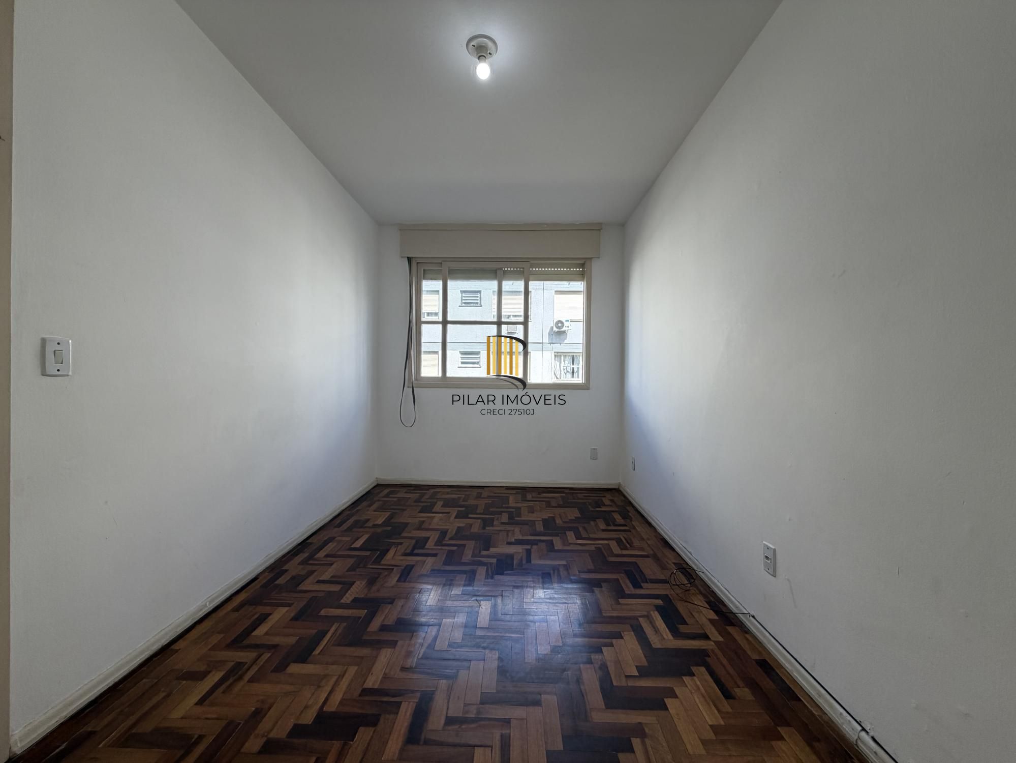 Apartamento 2 dormitórios no bairro Camaquã