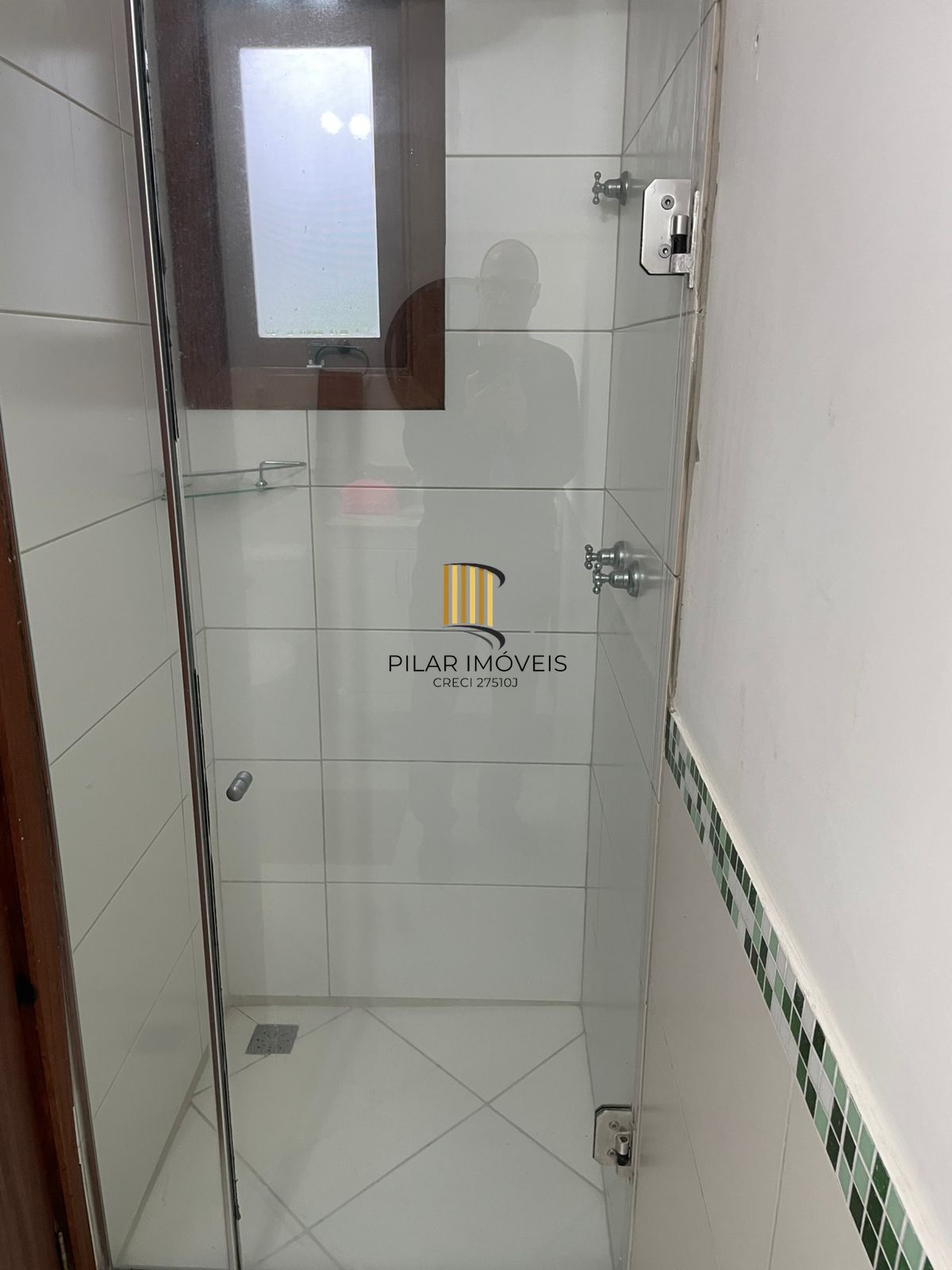 CASA EM CONDOMÍNIO FECHADO NO IPANEMA COM 2 DORMITORIOS 3 BANHEIROS