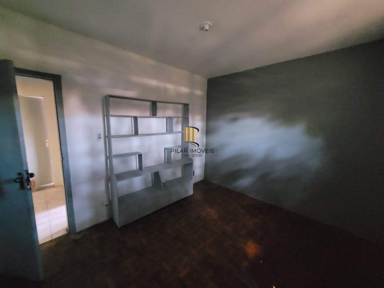 Ótimo terreno com casa na Ponta Grossa.