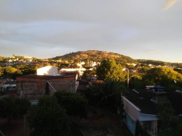 Casa 3 dormitórios à venda Guarujá Porto Alegre/RS