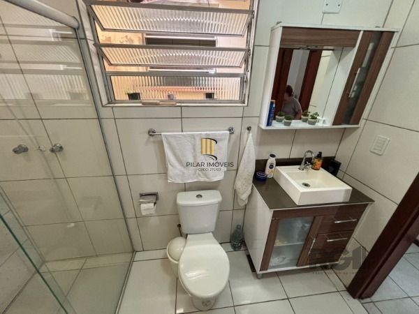 Casa térrea de 3D no miolo do Bairro Tristeza.