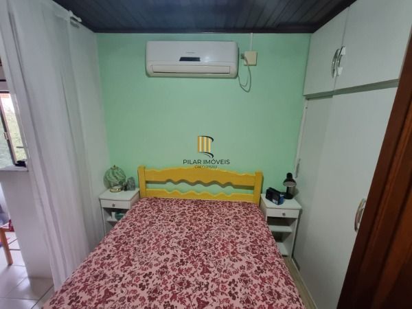 Casa Condominio em Porto Alegre, no bairro Cavalhada, com 2 dormitório(s), e 2 b