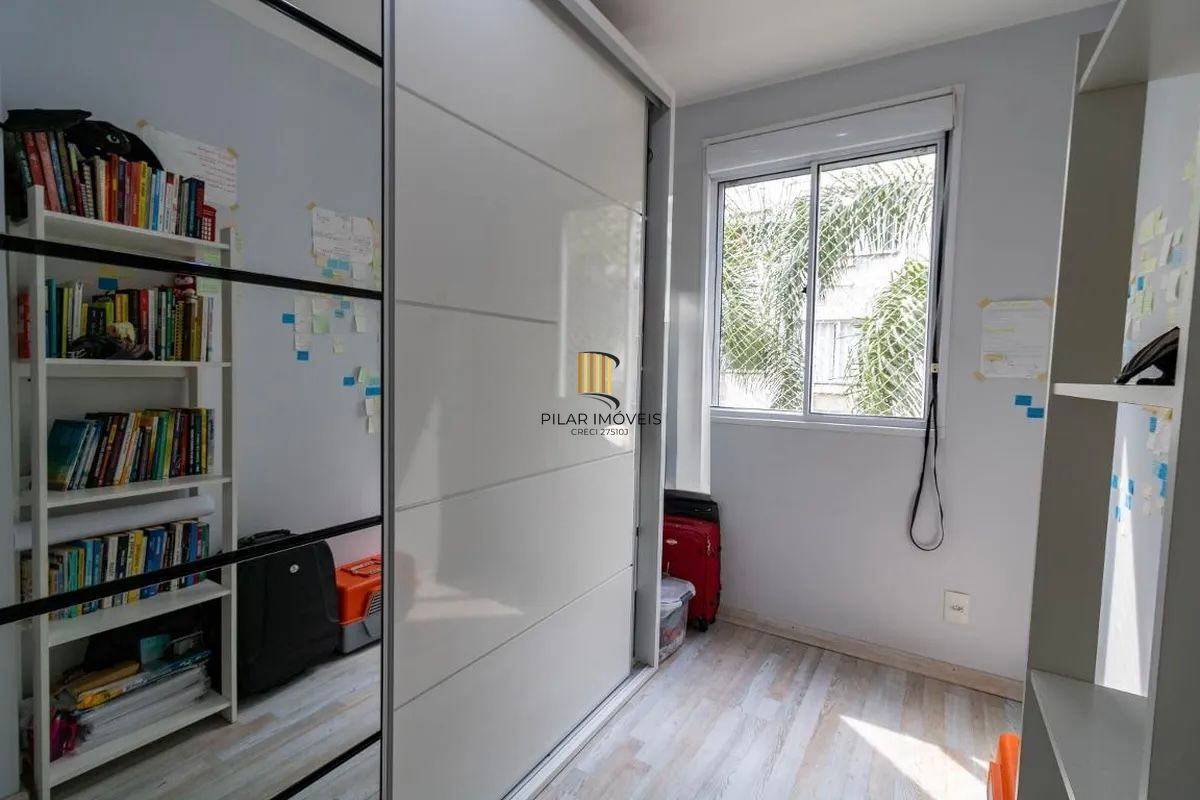 Apartamento 2 dormitórios no bairro Cavalhada