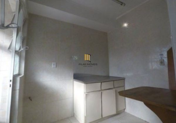 Apartamento em Porto Alegre, no bairro Medianeira, com 1 dormitório(s), e 1 banh
