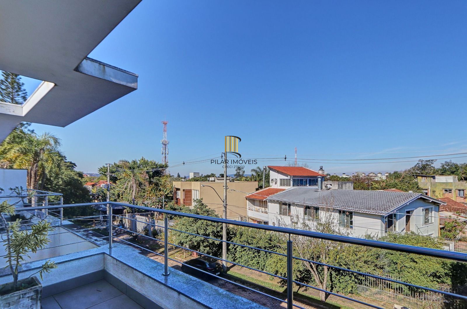 Casa Condominio para Venda - 211m², 3 dormitórios, sendo 3 suites, 4 vagas - Jar