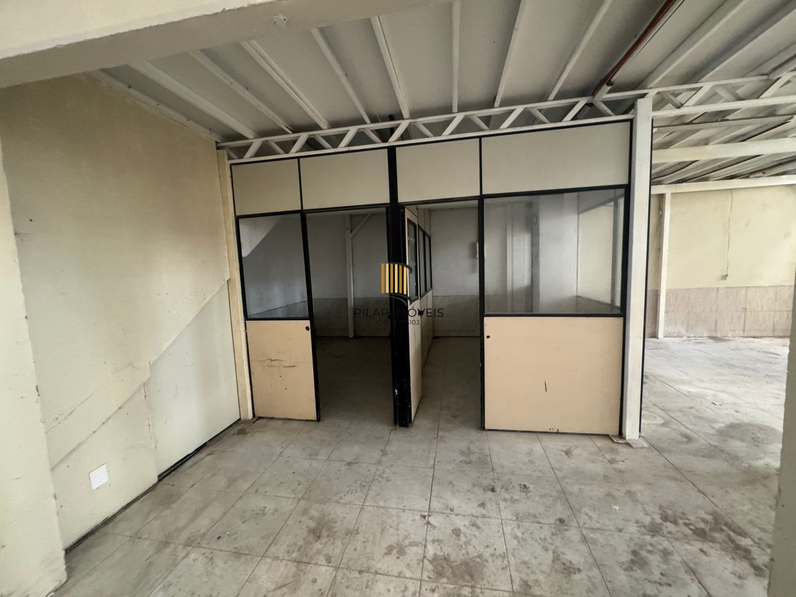 Oportunidade - Pavilhão na Vila Nova - 100m da Av. Vicente Monteggia- 550m² priv