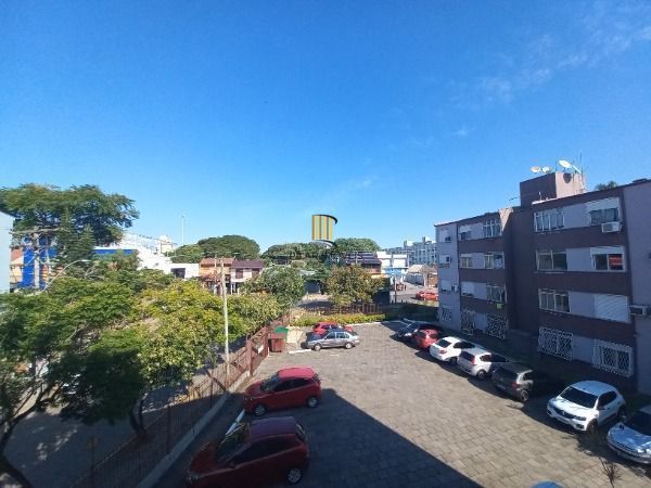 Apartamento em Porto Alegre, no bairro Cavalhada, com 3 dormitório(s), e 3 banhe