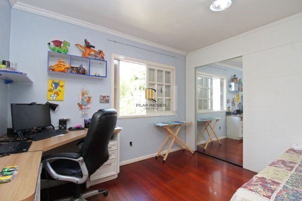 Casa para Venda - 154m², 3 dormitórios, sendo 1 suites, 4 vagas - Ipanema